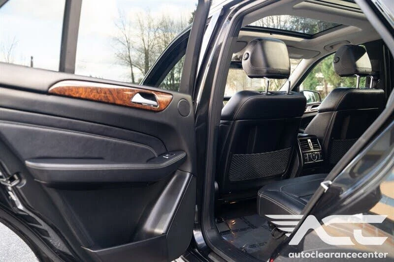 Mercedes-Benz ML 350 360 / ПОДГРЕВИ / ПАНОРАМА / ОТ ПРЕДСТАВИТЕЛСТВО, снимка 9 - Автомобили и джипове - 55017263