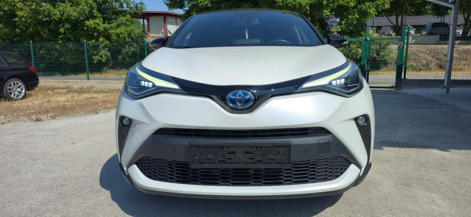 Toyota C-HR НОВА* Luxury* 2.0* Hybrid* 184к.с.* JBL - изображение 2