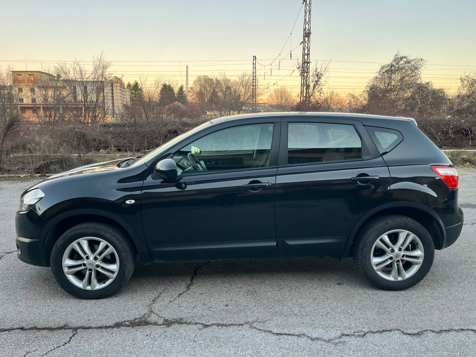 Nissan Qashqai 1.5DCI  - изображение 8