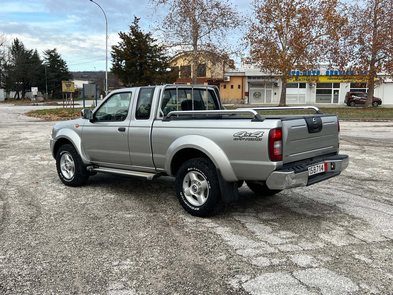 Nissan Navara 2, 5DI - изображение 3