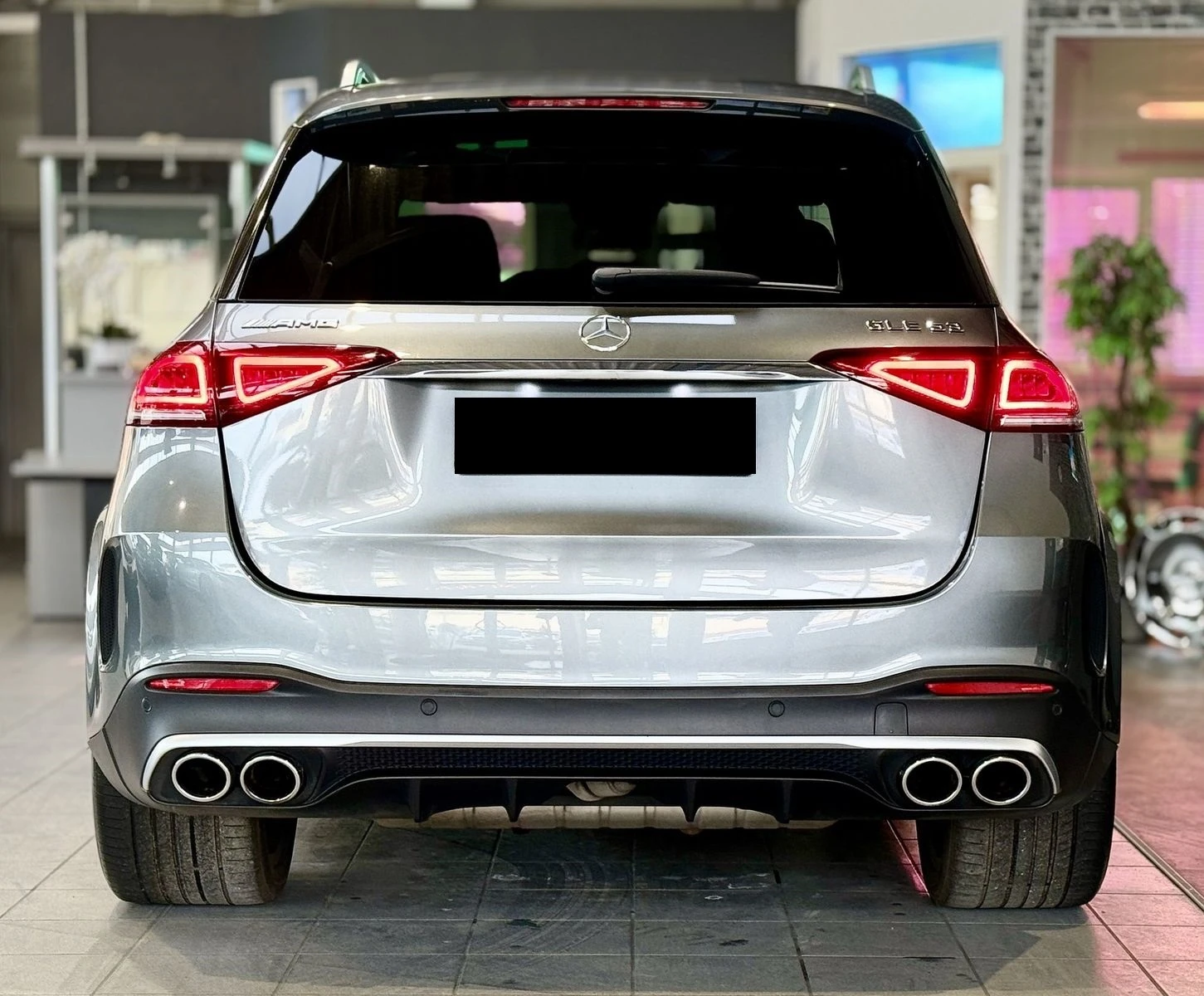 Mercedes-Benz GLE 53 4MATIC AMG* HEAD-UP* DISTR* MEMORY* PANO* BURM*  - изображение 5