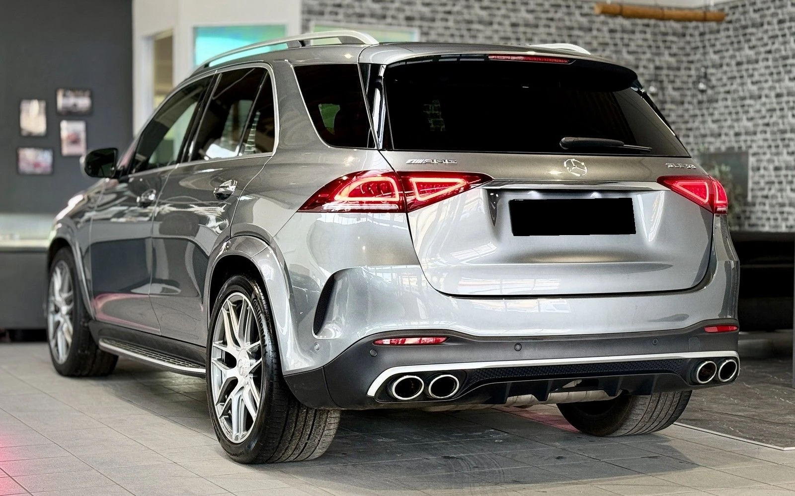 Mercedes-Benz GLE 53 4MATIC AMG* HEAD-UP* DISTR* MEMORY* PANO* BURM*  - изображение 6