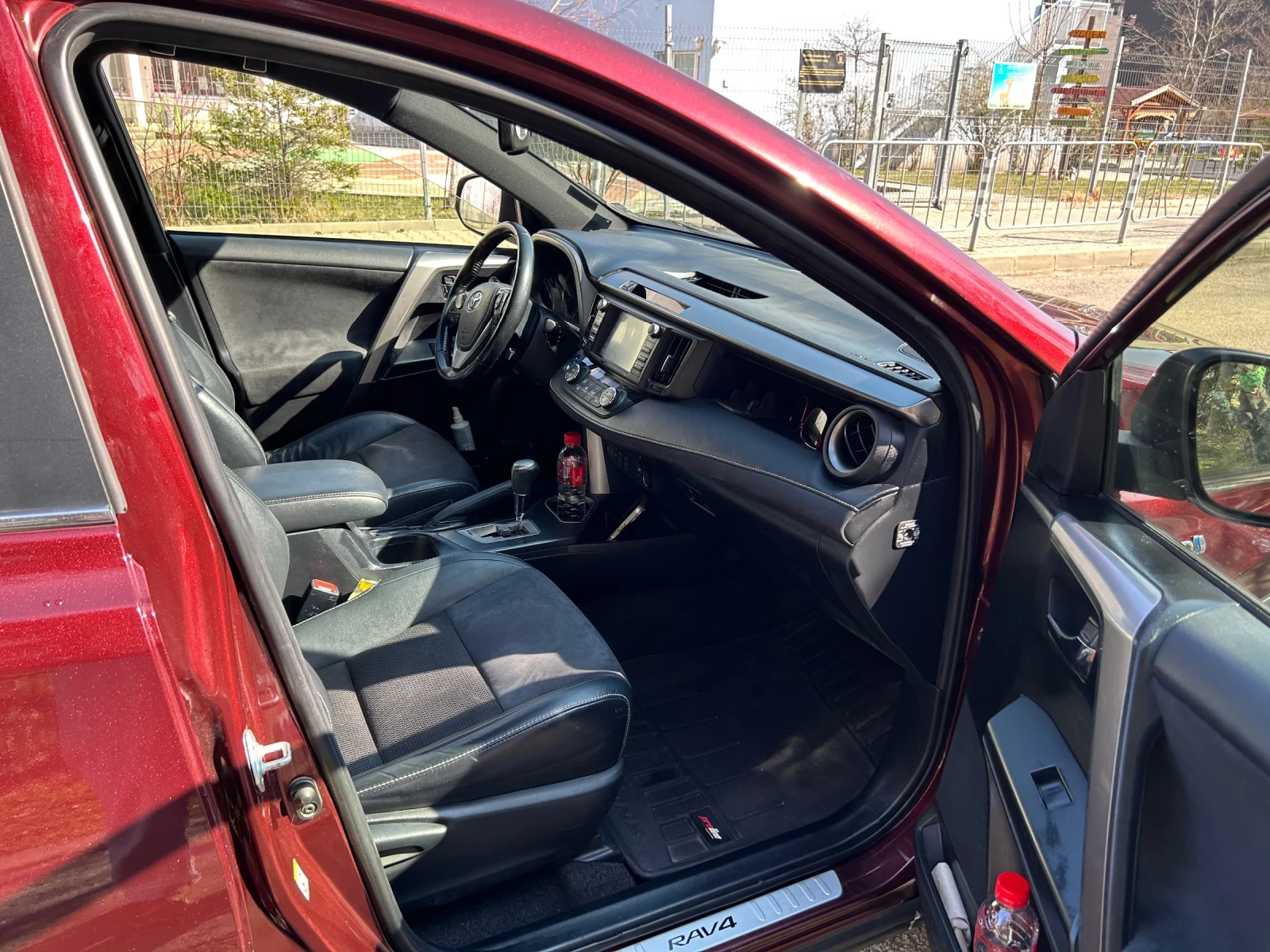 Toyota Rav4 Hybrid AWD, SE Каско, Винетка до 07.26г, снимка 10 - Автомобили и джипове - 53690712