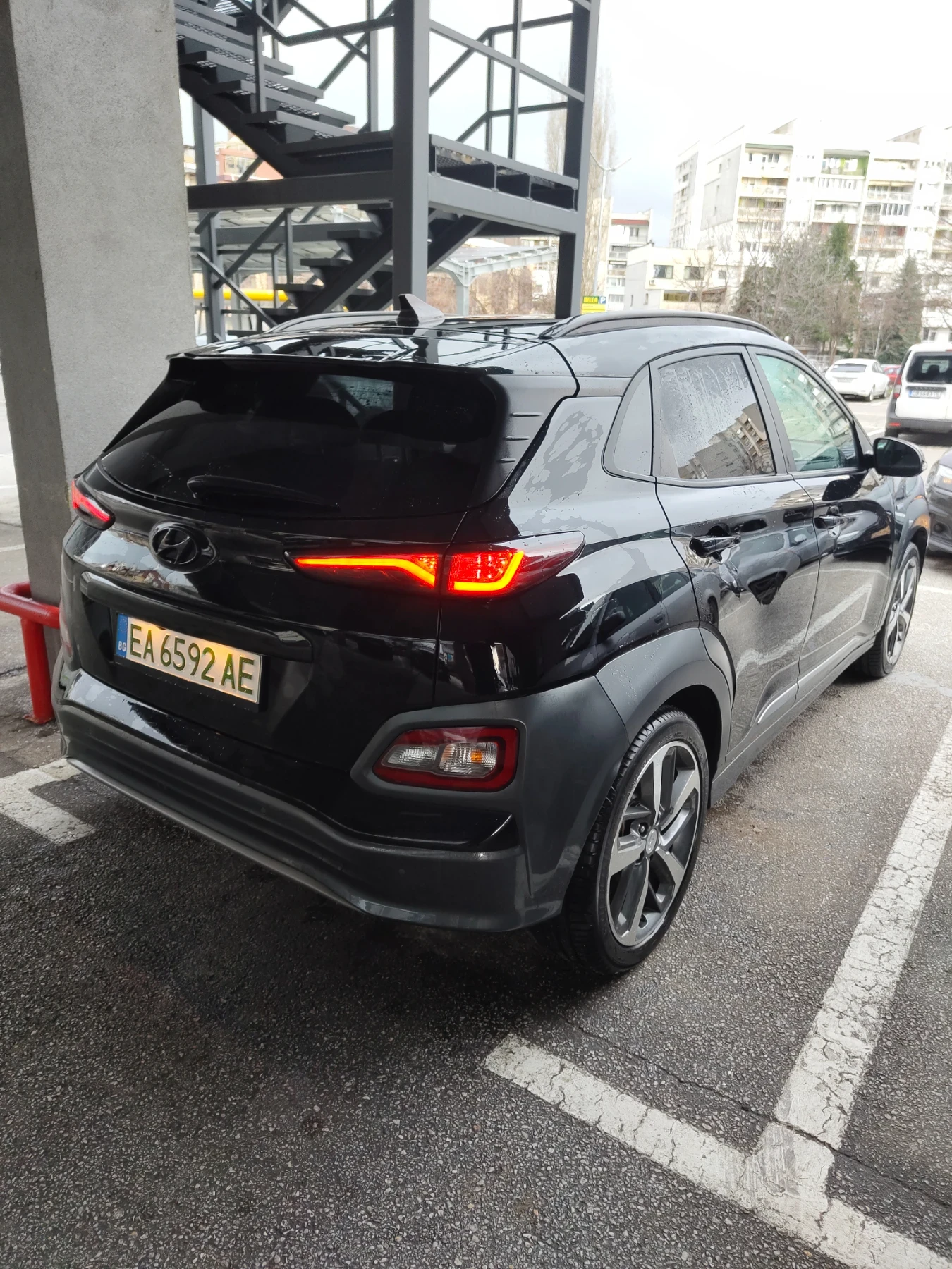 Hyundai Kona 64KWh/Blue link/3 ФАЗНА/SOH100%/Термопомпа/HEADUP - изображение 5