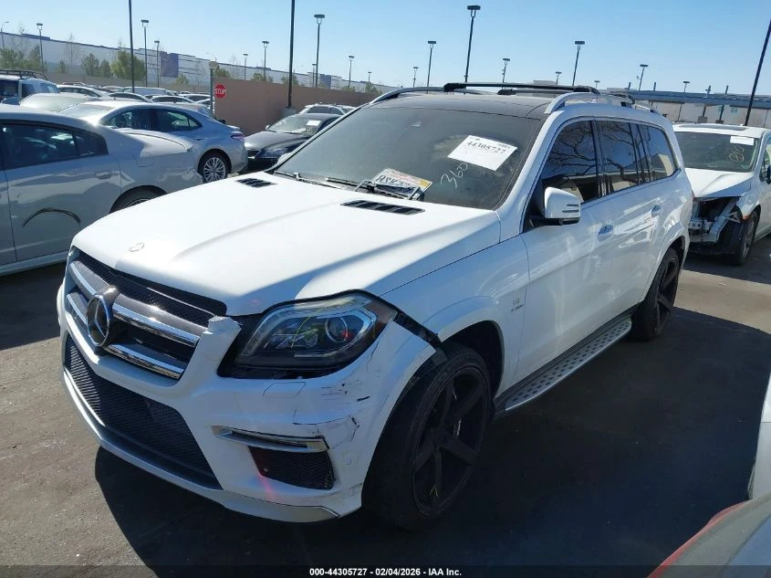 Mercedes-Benz GL 63 AMG 2016 MERCEDES-BENZ AMG GL 63 4MATIC - изображение 4