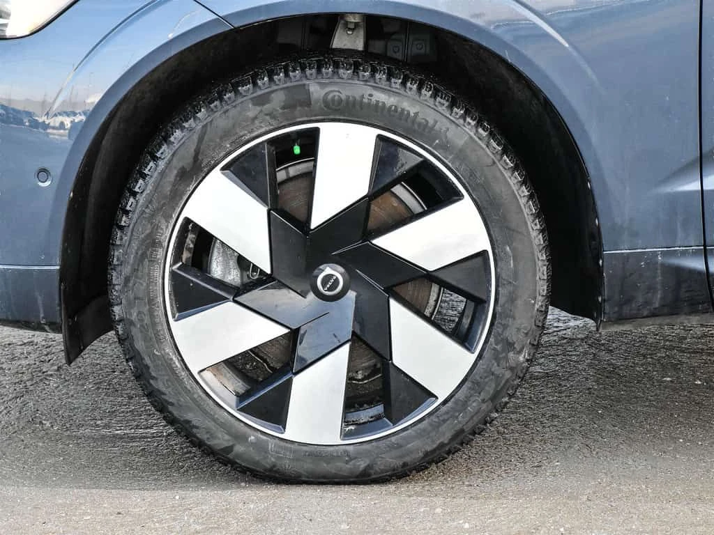 Volvo XC60 * T8 eAWD PHEV Plus Dark Theme * CARFAX * ЦЕНА ДО  - изображение 10