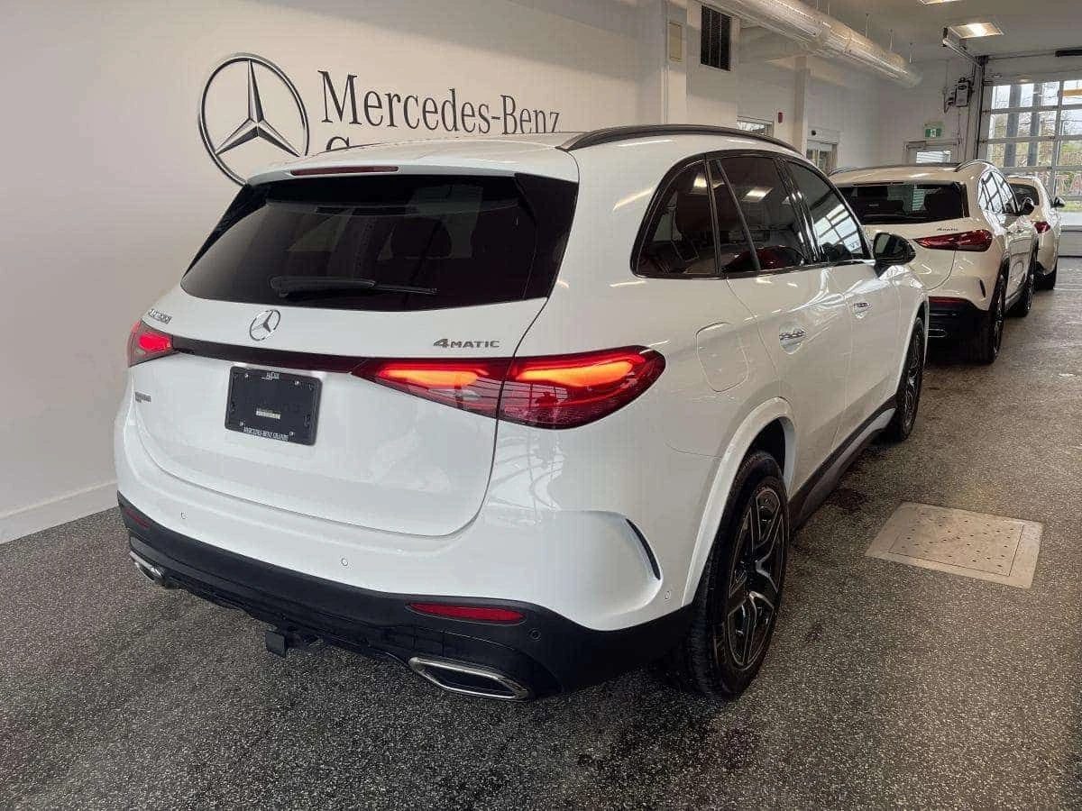 Mercedes-Benz GLC 300 4MATIC/ПАНОРАМА/ПОДГРЕВИ/OT MERCEDES, снимка 3 - Автомобили и джипове - 54961889
