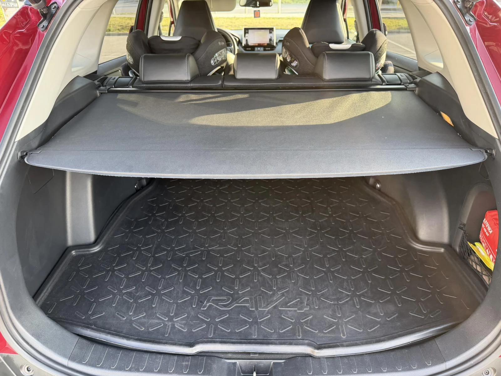 Toyota Rav4 2.5 Hybrid AWD Luxury, Гаранция, снимка 12 - Автомобили и джипове - 55422758