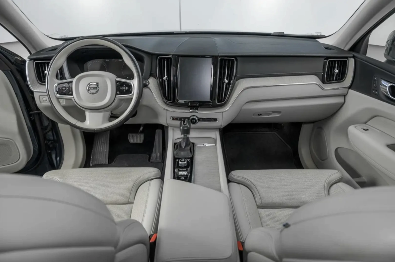 Volvo XC60 2020 Volvo XC60 T6 INSCRIPTION, снимка 10 - Автомобили и джипове - 56008131