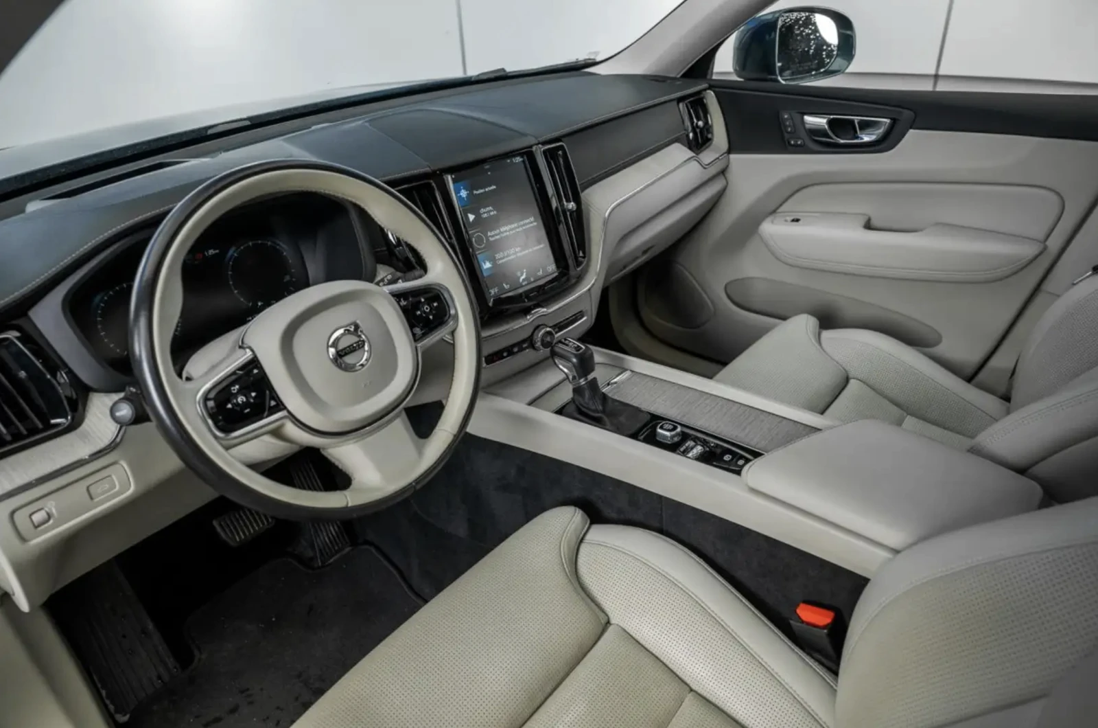 Volvo XC60 2020 Volvo XC60 T6 INSCRIPTION, снимка 8 - Автомобили и джипове - 56008131