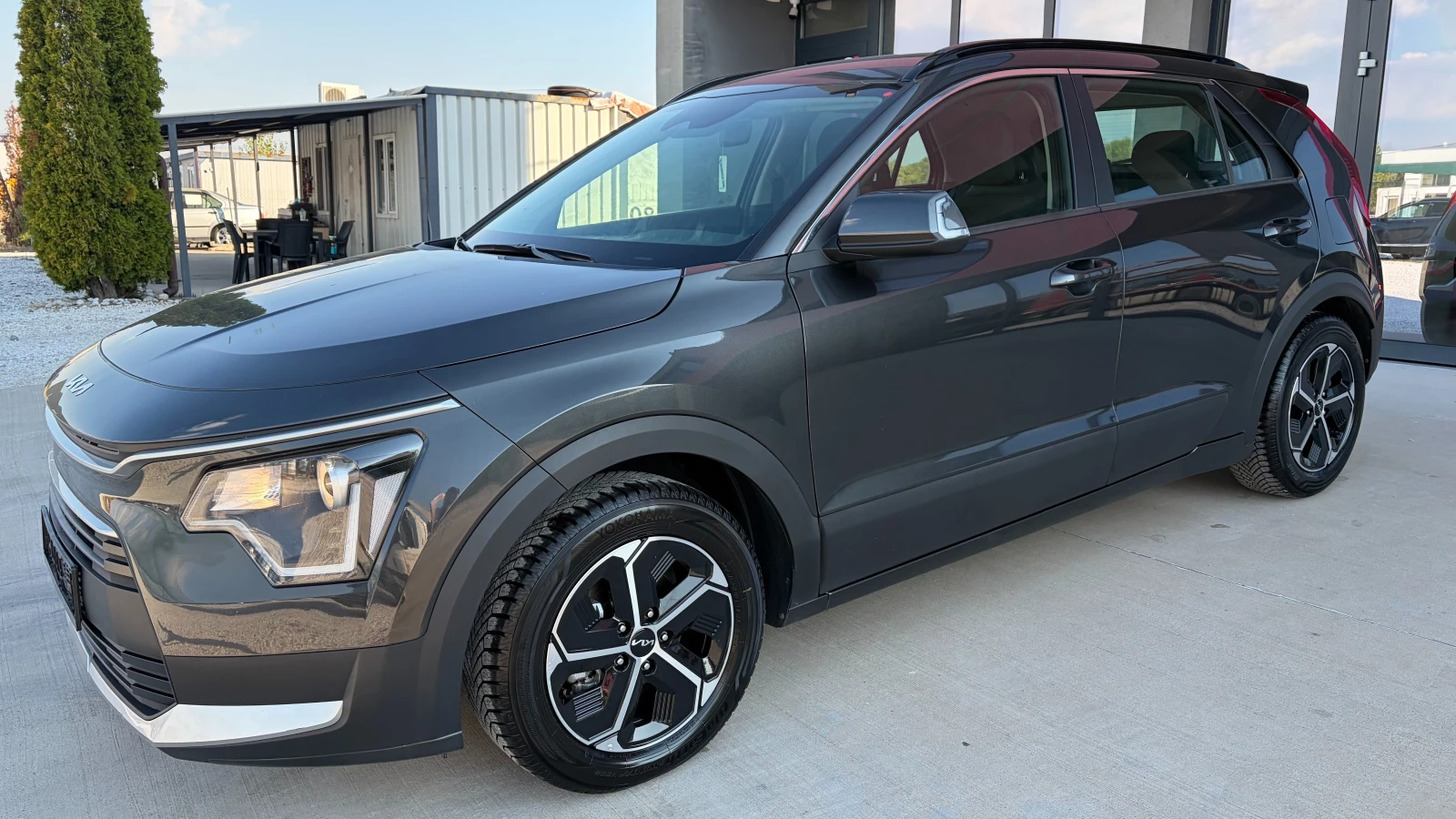 Kia Niro 1.6 Hybrid , снимка 2 - Автомобили и джипове - 56159342