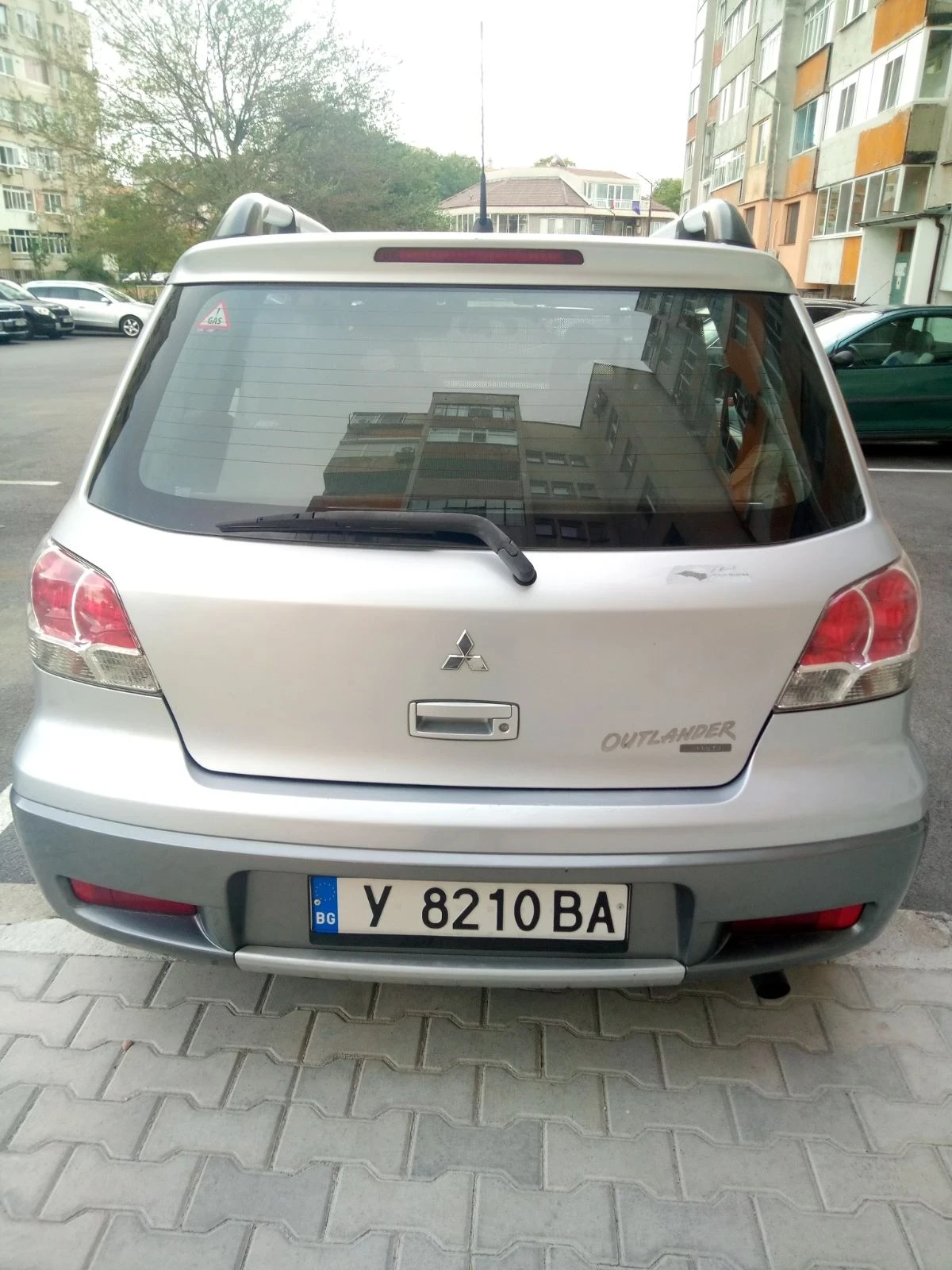 Mitsubishi Outlander, снимка 2 - Автомобили и джипове - 56274513