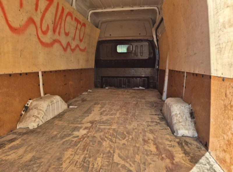 Ford Transit Jumbo 2.2 TDCi (125 к.с.) 2013г.(Закупен от БГ), снимка 8 - Бусове и автобуси - 48470657