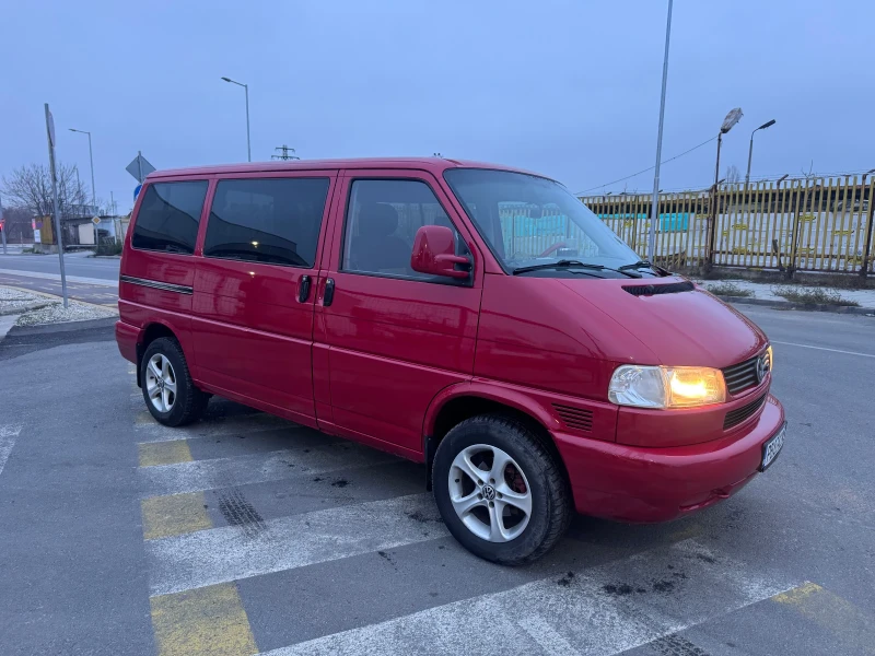 VW Multivan 2.5 TDI, снимка 3 - Бусове и автобуси - 53180850