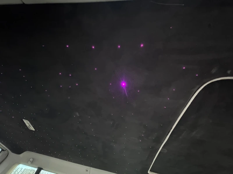 VW Multivan 2.5 TDI, снимка 13 - Бусове и автобуси - 53180850