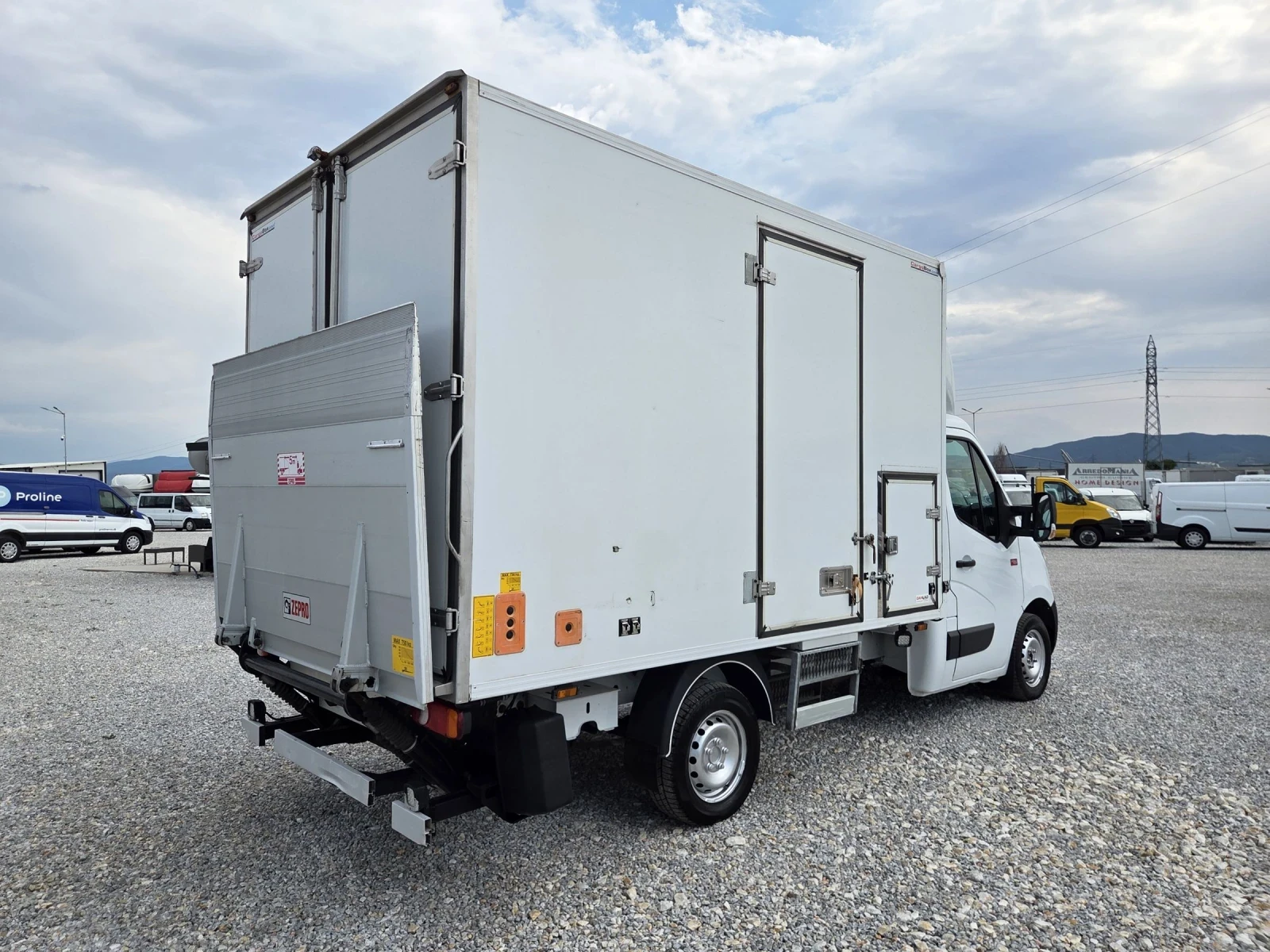 Renault Master 2.3 DCi, Хладилен, Падащ борд , Климатик - изображение 5