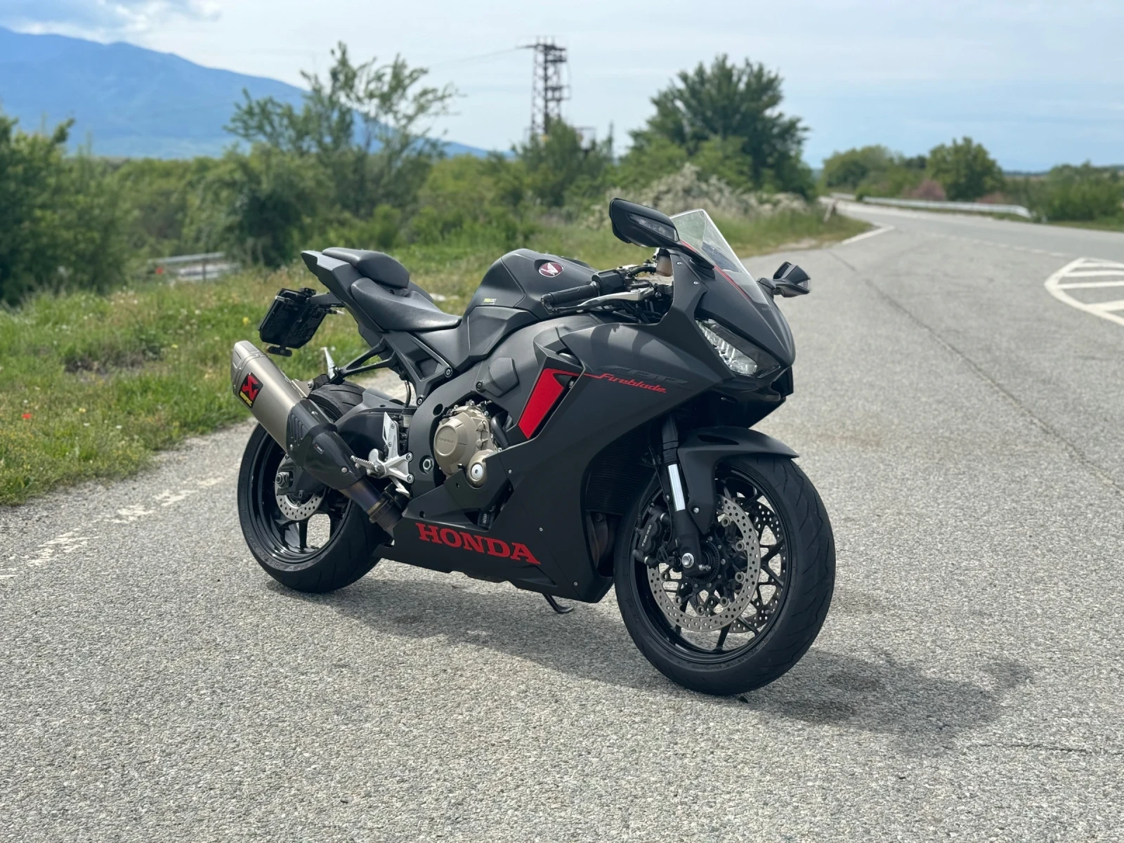 Honda Cbr 1000RR ABS, Upshift, Akra