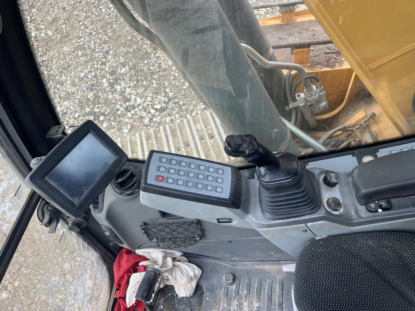  Liebherr R922LC- , ,  | Mobile.bg   16