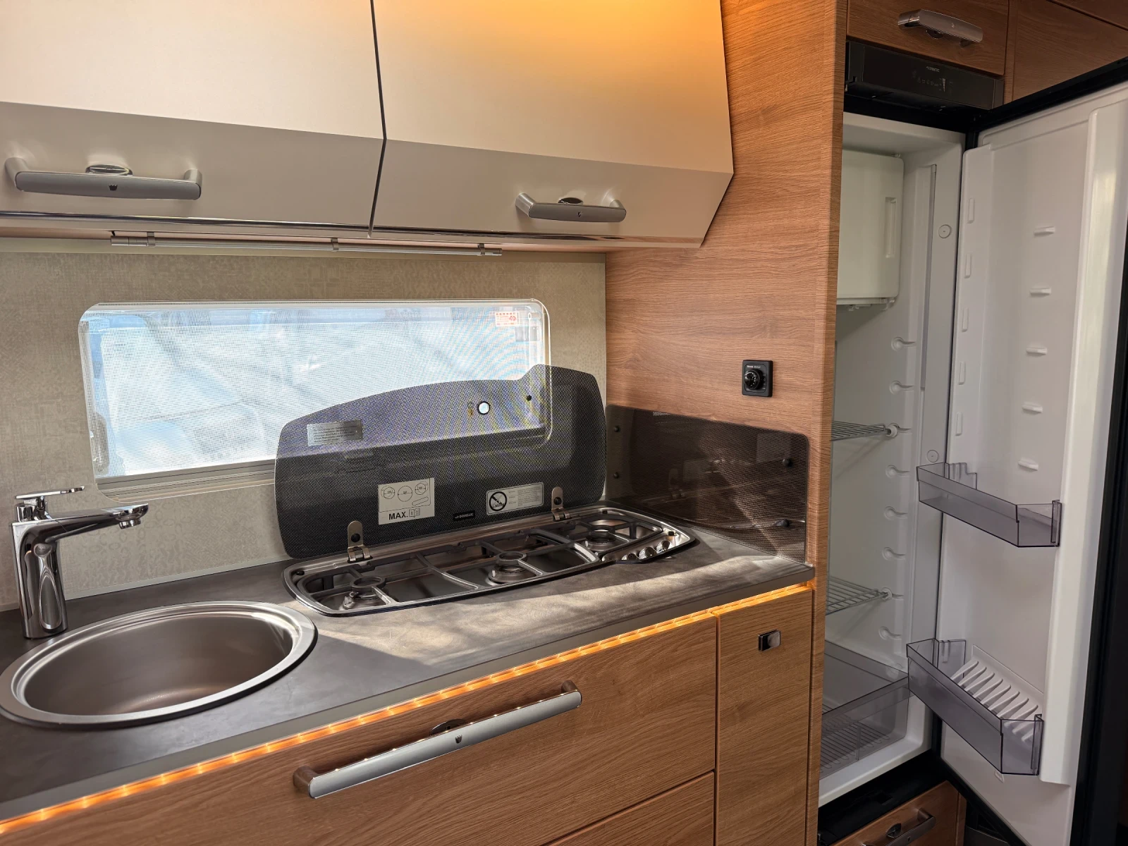 Каравана Tabbert Da Vinci Климатик, Солар, Мувър, Авто Нивелатори, снимка 10 - Каравани и кемпери - 53825437