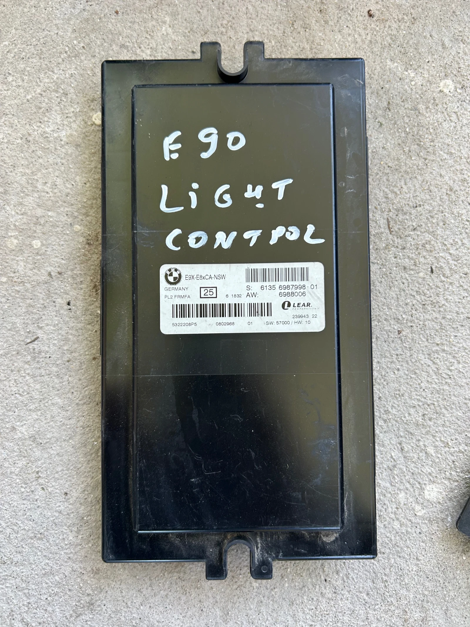 61356987998-01 LIGHT модул BMW E90 6988006