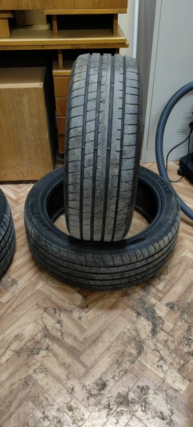 Гуми Летни 235/45R20, снимка 7 - Гуми и джанти - 48803840