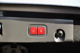 Mercedes-Benz CLS 500 4 MATIC AMG , снимка 16