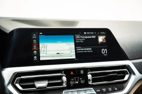 BMW 330 XDRIVE* CARPLAY* ПОДГРЕВ* ШИБИДАХ* KEYLESS* , снимка 13