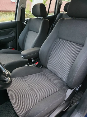 VW Golf 1.6i Климатроник, снимка 14