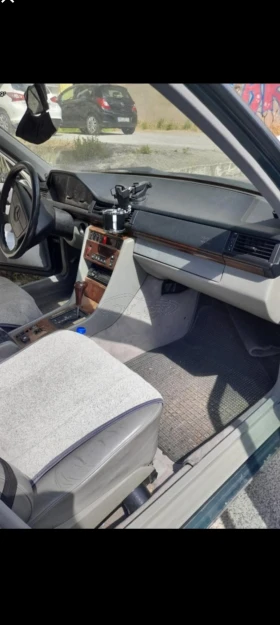 Mercedes-Benz E 200 | Mobile.bg    8
