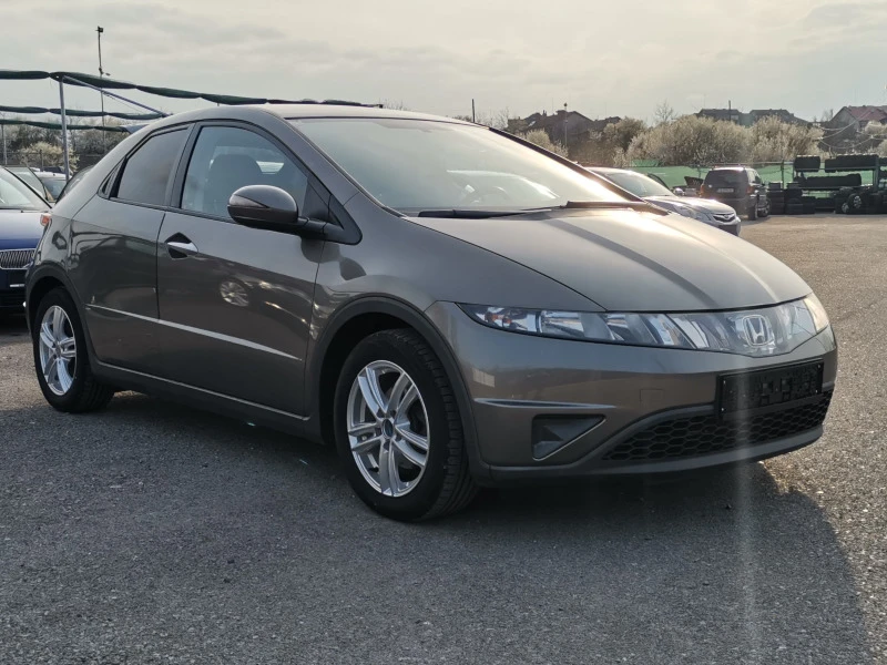 Honda Civic 1.4i Automatic, снимка 7 - Автомобили и джипове - 45322975