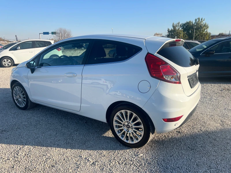 Ford Fiesta 1.6D, снимка 6 - Автомобили и джипове - 47852303