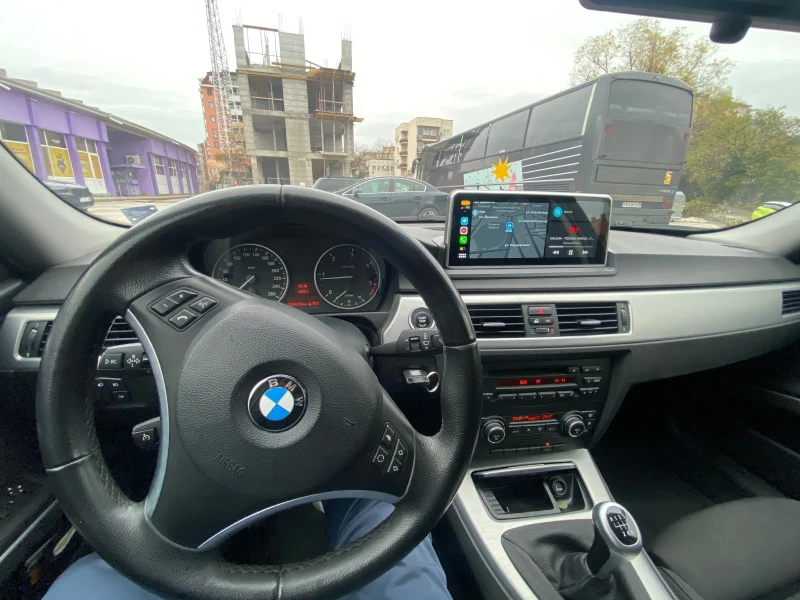 BMW 320, снимка 10 - Автомобили и джипове - 48079828