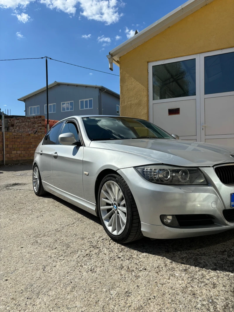 BMW 320, снимка 15 - Автомобили и джипове - 48079828