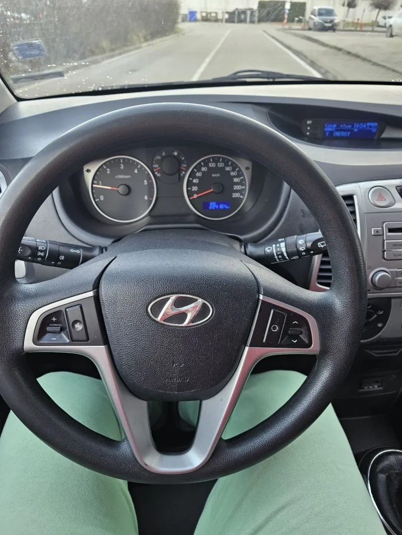 Hyundai I20 1.4, снимка 11 - Автомобили и джипове - 49337943