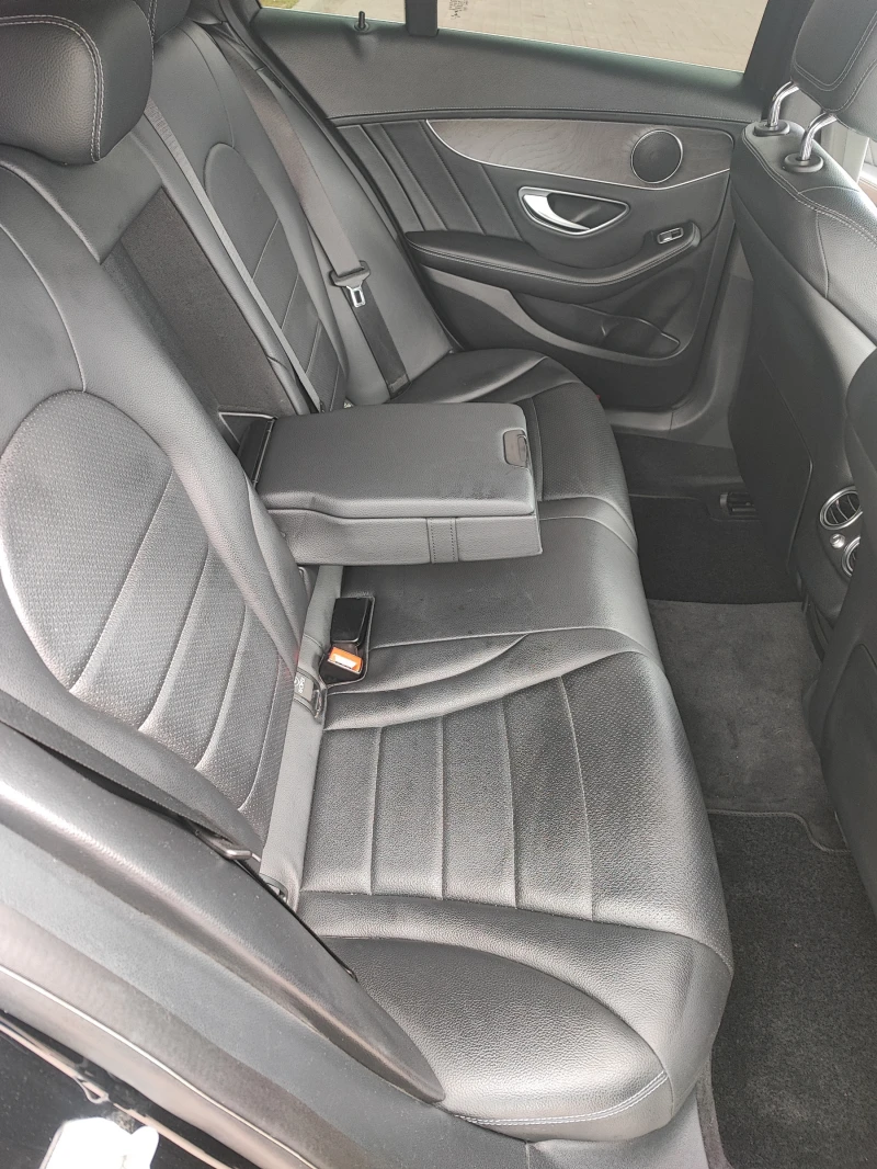 Mercedes-Benz C 200 AMG PACK, 7G-TRONIC Plus, Кожа, РЕГИСТРИРАНА, снимка 16 - Автомобили и джипове - 50378890