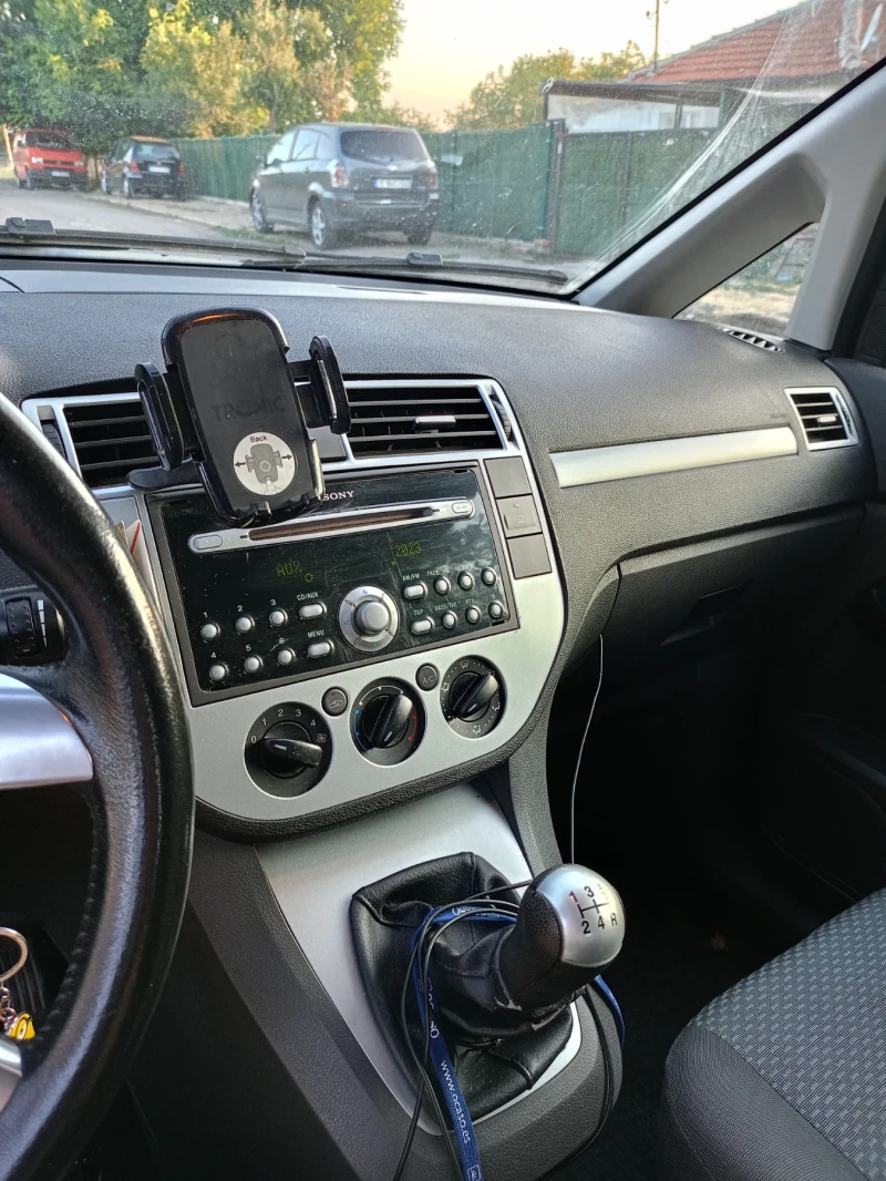 Ford C-max 1.6, снимка 9 - Автомобили и джипове - 52421771