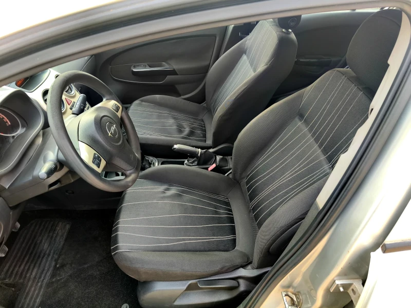 Opel Corsa 1.3 CDTi* Enjoy, снимка 8 - Автомобили и джипове - 51294557