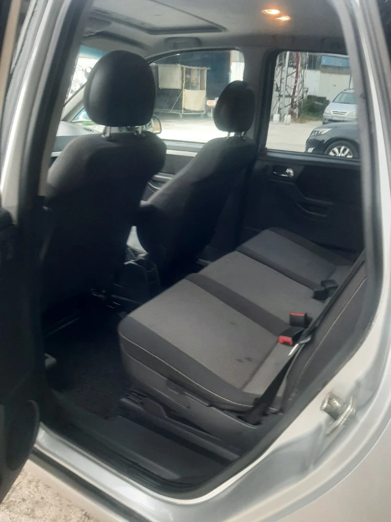 Opel Meriva, снимка 11 - Автомобили и джипове - 51755115