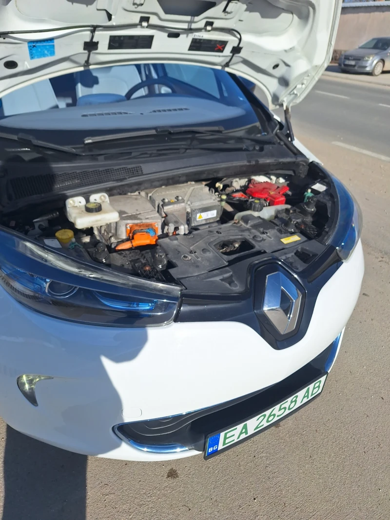 Renault Zoe Q210, снимка 9 - Автомобили и джипове - 52806746