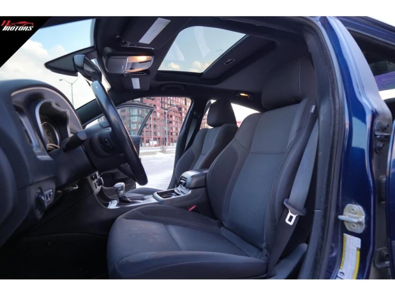 Dodge Charger * 4dr Sdn SXT | NO ACCIDENTS * CARFAX * ЦЕНА ДО БГ, снимка 11 - Автомобили и джипове - 53024393
