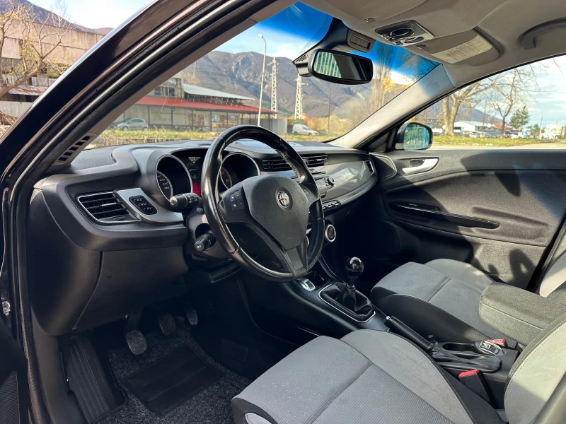 Alfa Romeo Giulietta 2.0JTD M-2 ITALY, снимка 9 - Автомобили и джипове - 53049249