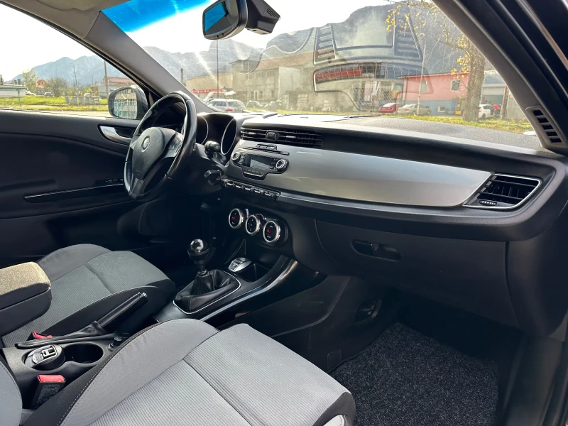 Alfa Romeo Giulietta 2.0JTD M-2 ITALY, снимка 10 - Автомобили и джипове - 53049249