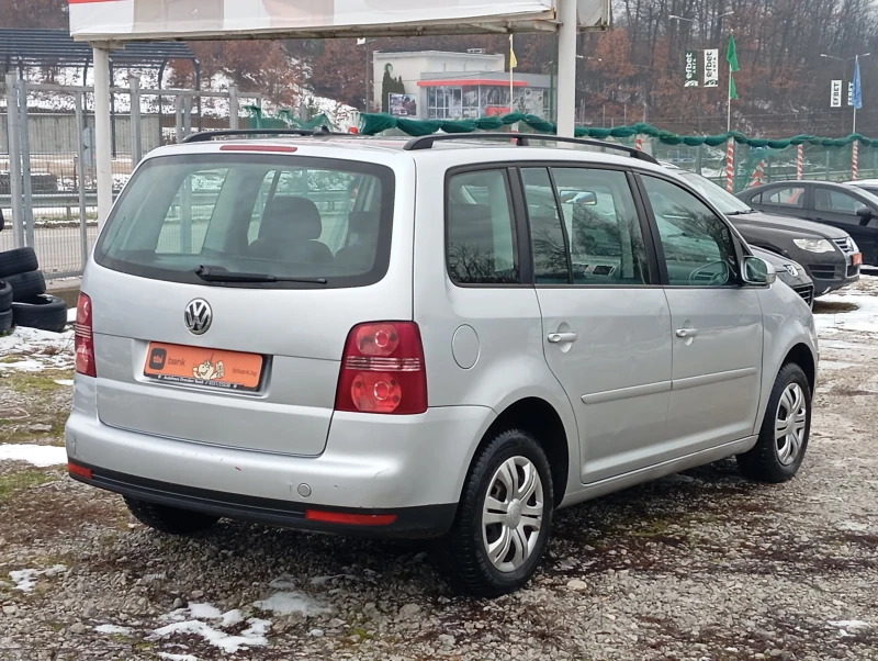 VW Touran 1.9-D-105Кс-DSG(АВТОМАТИК)-КЛИМА, снимка 6 - Автомобили и джипове - 53099799