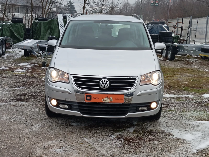 VW Touran 1.9-D-105Кс-DSG(АВТОМАТИК)-КЛИМА, снимка 3 - Автомобили и джипове - 53099799