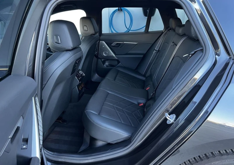 BMW 740 d xDrive M-Sport, снимка 5 - Автомобили и джипове - 53177208