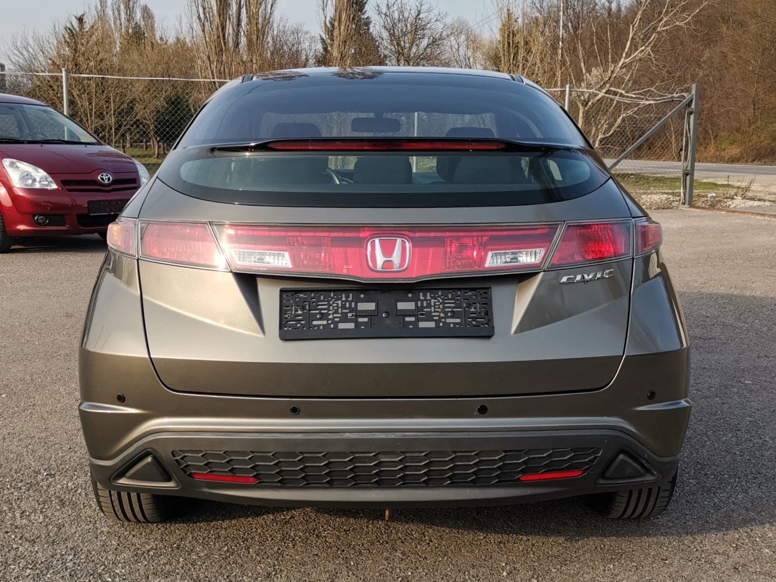 Honda Civic 1.4i Automatic - изображение 4