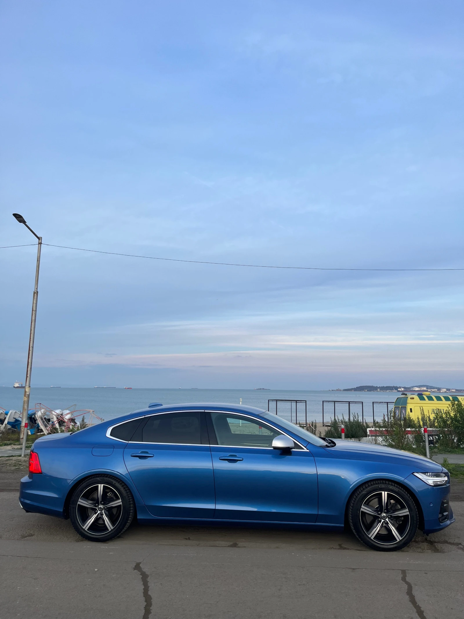 Volvo S90 R-Design - изображение 2