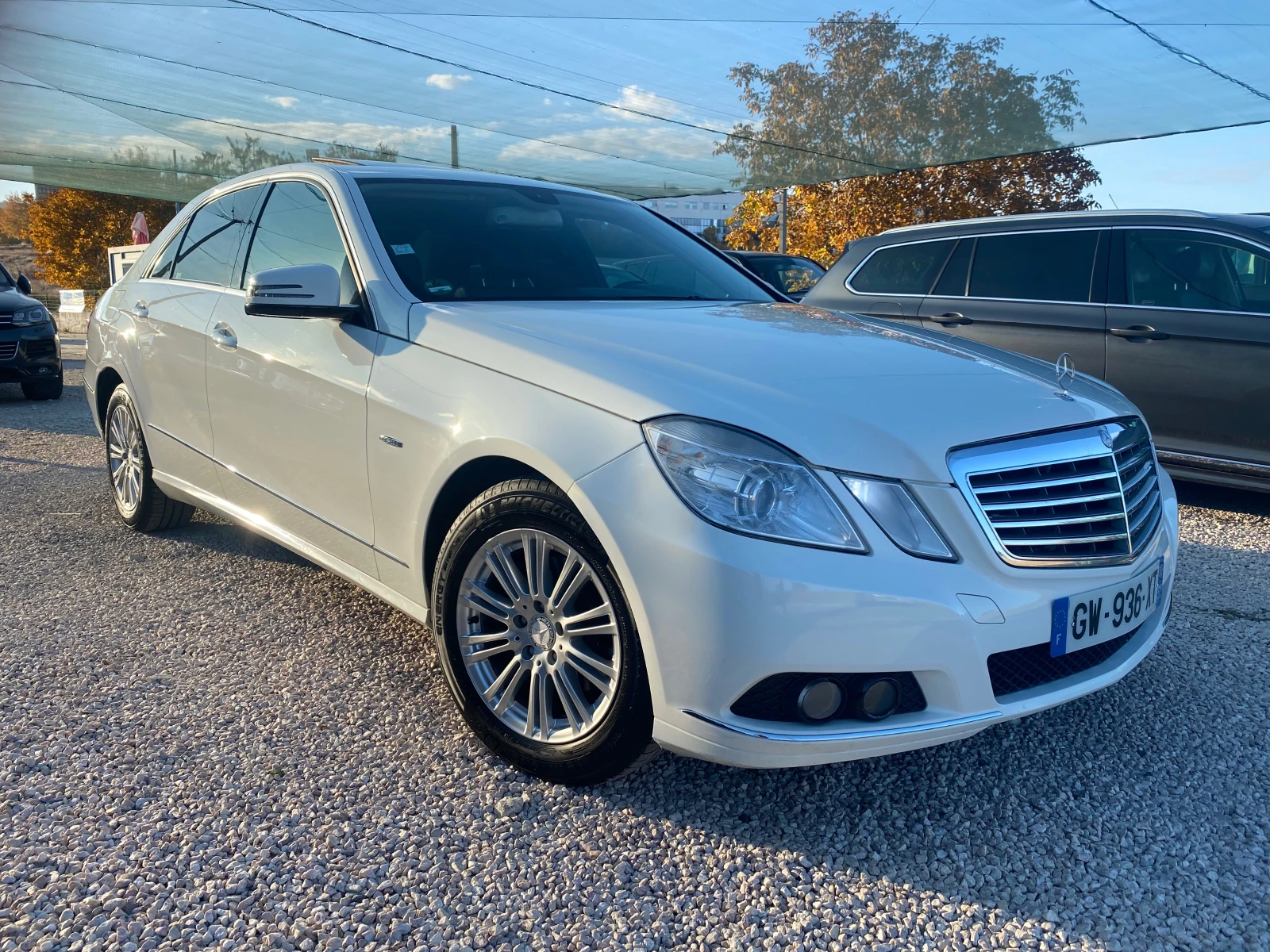 Mercedes-Benz E 220 2.2CDi, 170кс, ELEGANCE, КОЖА, НАВИ, ПОДГР, ЛЮК, X - изображение 3