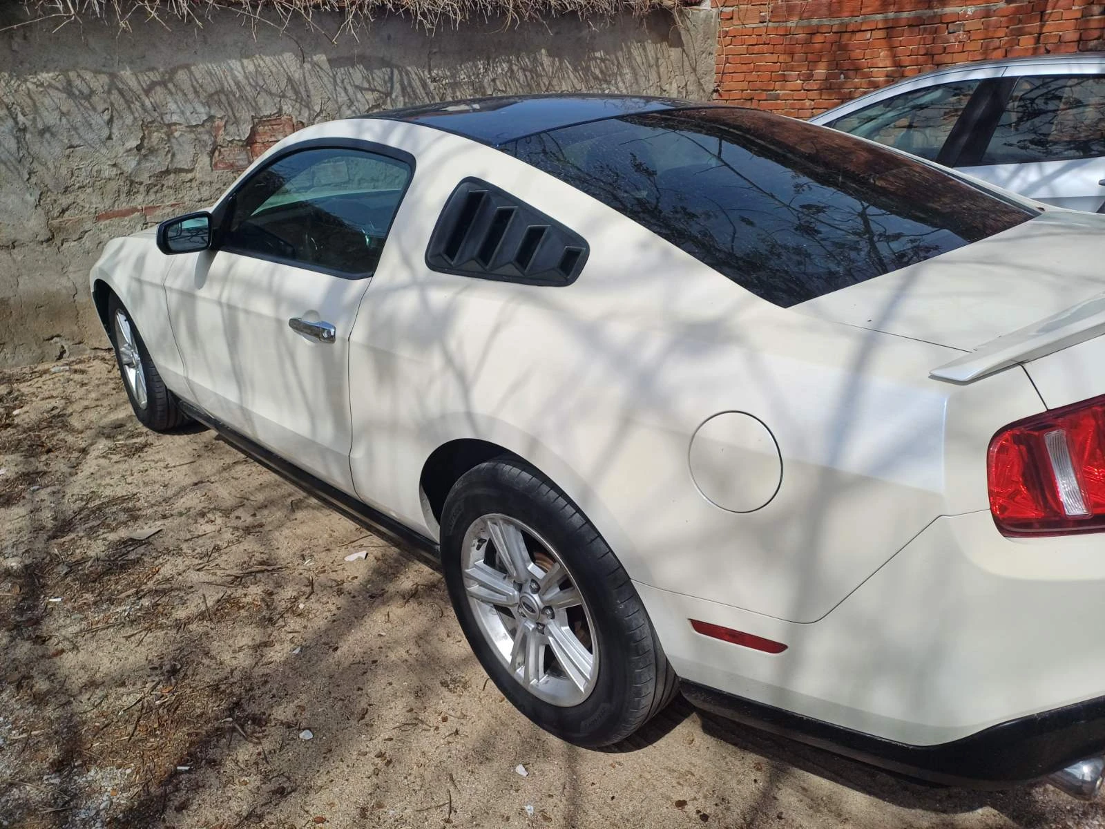 Ford Mustang  - изображение 9