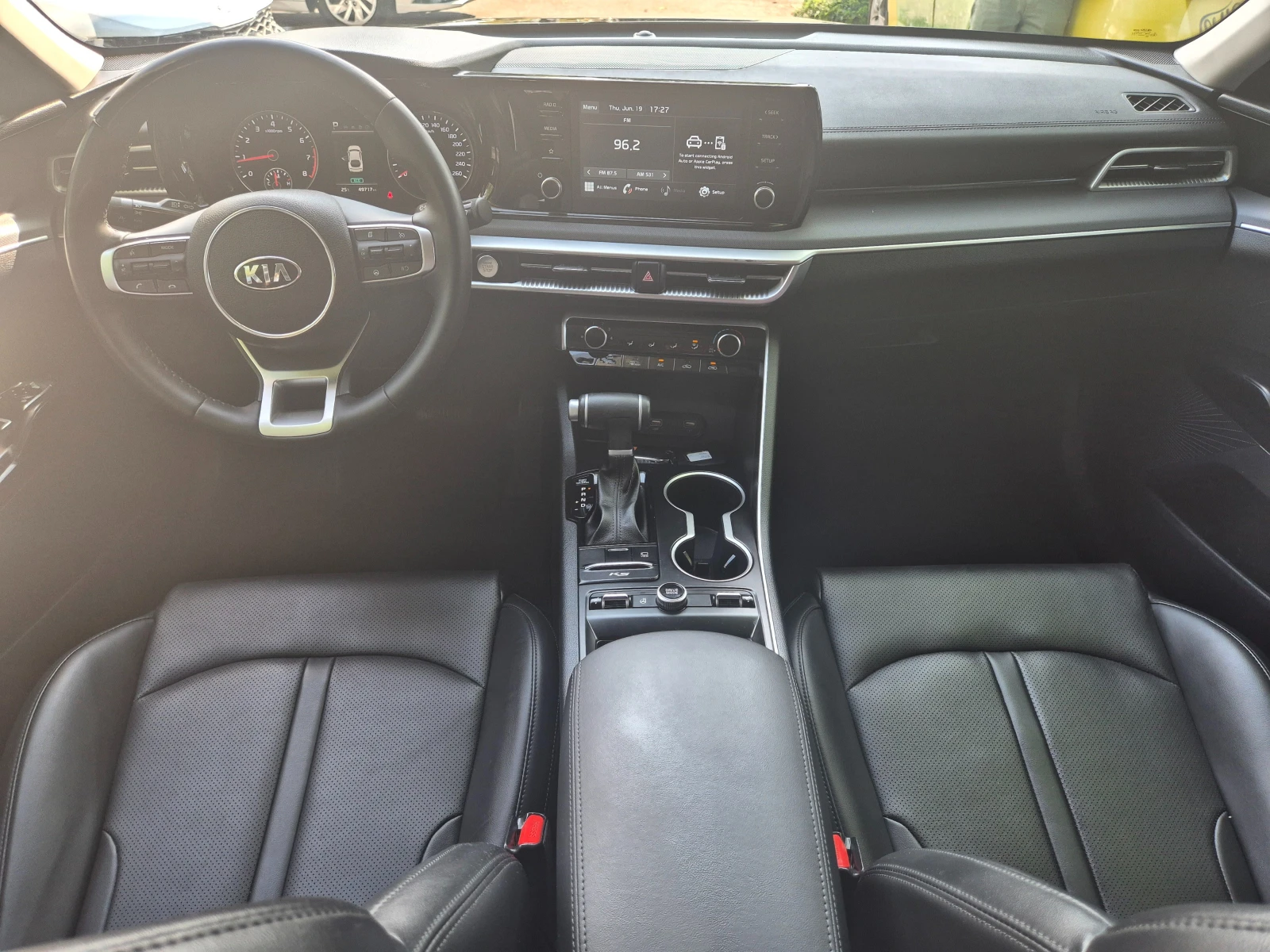 Kia K5 2.0 cm3 LPG - изображение 9